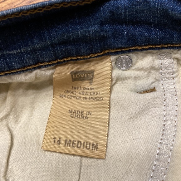 Levi’s 512 Perfectly Slimming Boot Cut Jeans 14 - Picture 4 of 13